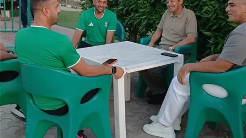 رئيس الاتحاد يعقد جلسة دعم مع الجهاز الفني خلال فترة التوقف