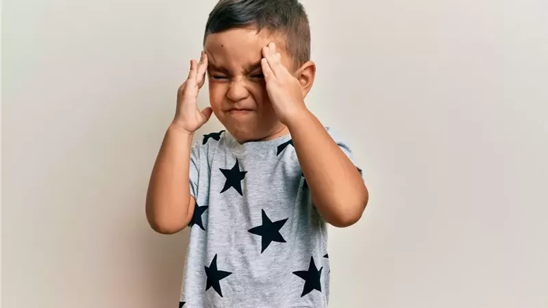 مش بس الوزن.. السكر في الطفولة يؤثر على القلق