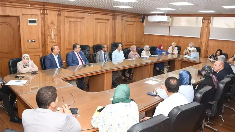 4380 مستفيد من خدمات جامعة قناة السويس لتنمية البيئة