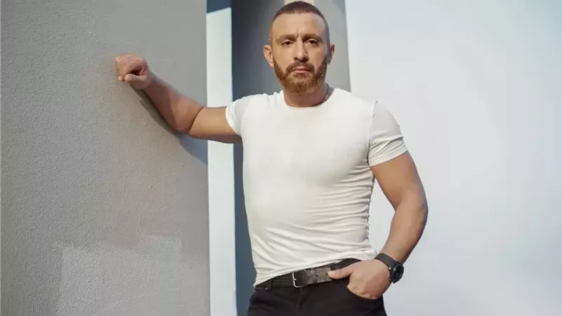أحمد السقا يحيى ذكرى رحيل والده