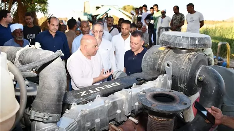 ضبط عاطل يستغل السوشيال ميديا للاحتيال على زبائنه بالرمل