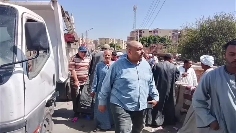 محافظ أسيوط: رفع الإشغالات والتعديات من شوارع وميادين صدفا