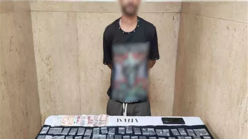حشيش وآيس دليفري.. سقوط ديلر الجيزة ومورده عبر السوشيال ميديا