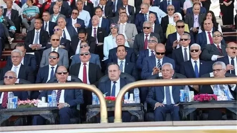 رئيس جامعة دمنهور يشهد افتتاح أسبوع شباب الجامعات الرابع عشر