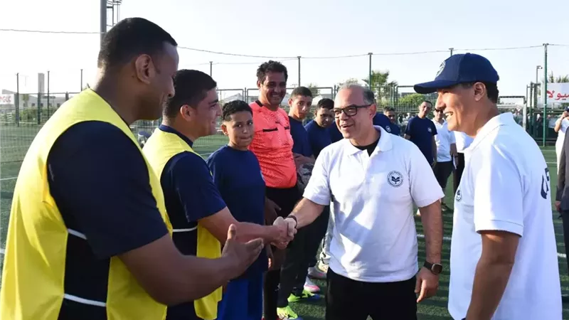 وزير الاستثمار والعاملون في مباراة واحدة.. ختام اليوم الرياضي 2026