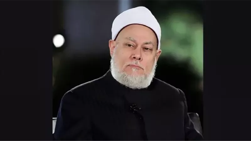 الفرق بين وسوسة الشيطان ودعوة النفس..يُبينه د.علي جمعة