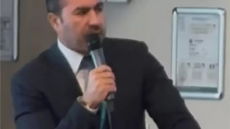 الطيار كريم جميل في المؤتمر الأوروبي للطيران بباريس :