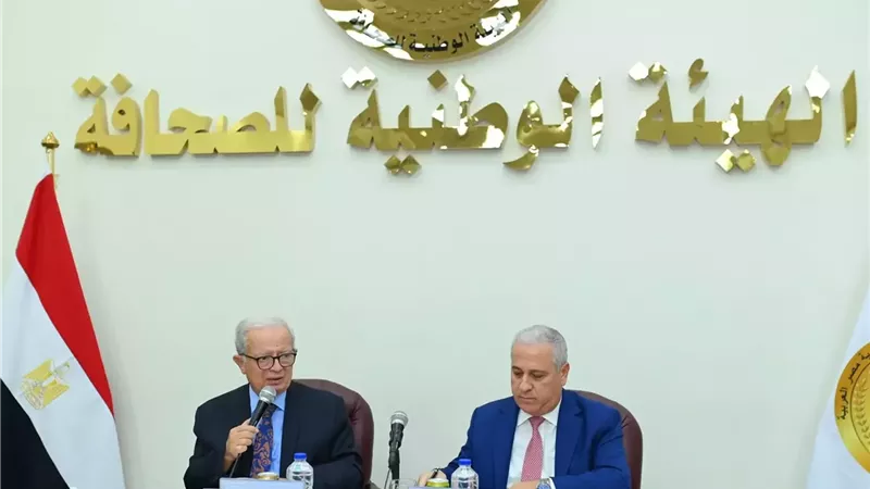 نائب رئيس الوزراء: الحكومة تولي اهتماما كبيرا بالمؤسسات الصحفية القومية