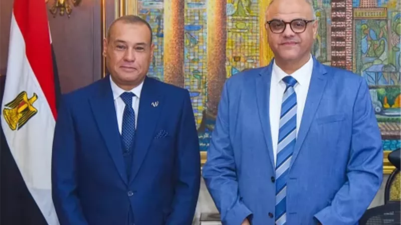رفاعى يشكر محافظ الإسكندرية على حفاوة الاستقبال