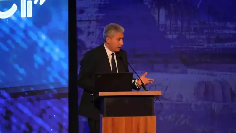 وزير السياحة يفتتح منتدى مؤسسة الأهرام للسياحة المصرية