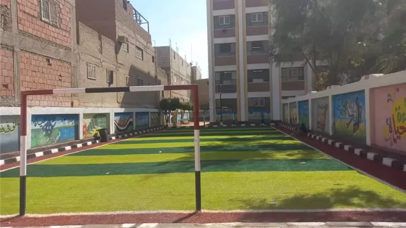 حماة الوطن يطور ملعب مدرسة «أبو بكر الصديق بالمنيا