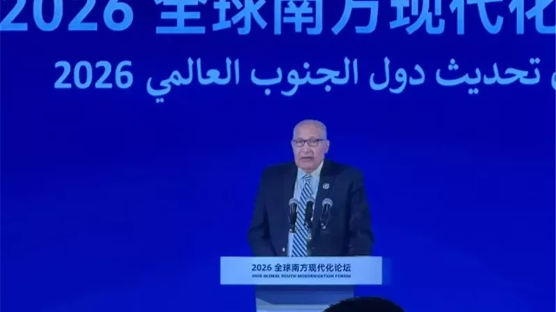 السفير عزت سعد: مستقبل الذكاء الاصطناعي لا يمكن أن يصاغ من طرف واحد