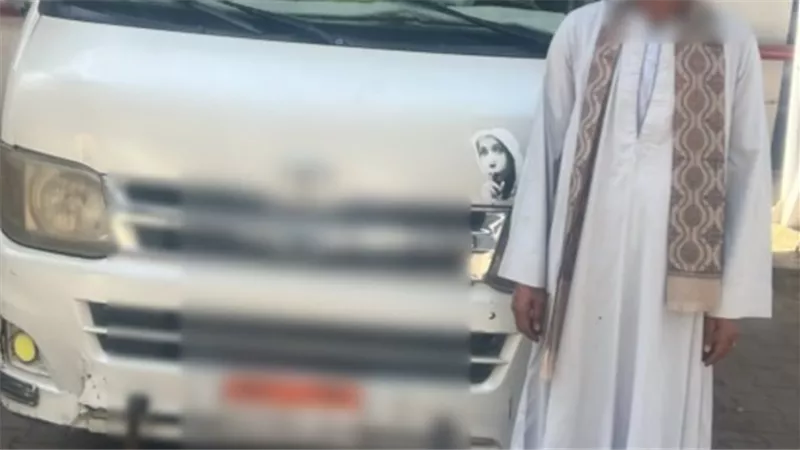 ​«فرحة تحولت لكابوس».. الداخلية تضبط سائق «ميكروباص سوهاج» بعد فيديو السير برعونة