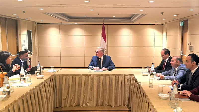 وزير البترول يبحث مع رئيس «أركيوس إنرجي» تسريع خطط تنمية حقول الغاز 