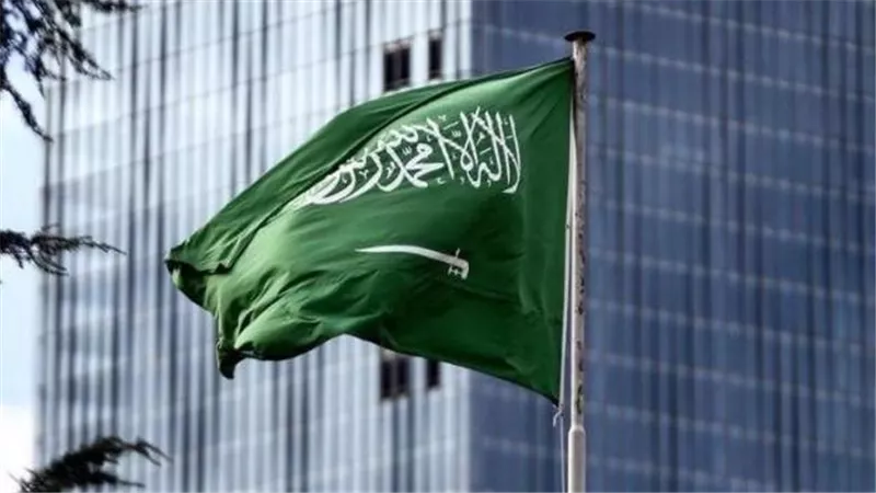 السعودية: مقتل 3 وإصابة 36 نتيجة اعتداءات على مطاري أبها والملك خالد
