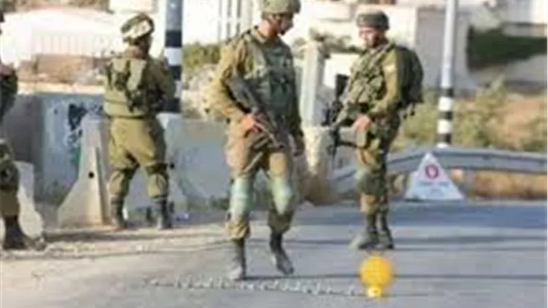 الاحتلال الإسرائيلي يشدد إجراءاته العسكرية على بيت أمر شمال الخليل
