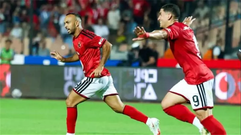 اكتمال القوة الضاربة للأهلي استعدادا لقمة الزمالك.. الاحد