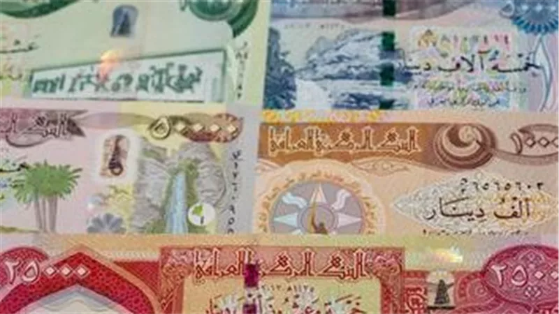 الدينار العراقي يتراجع نحو 15%