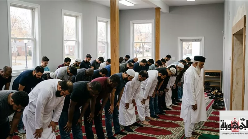شوقي علام يبين حكم صلاة الجمعة مرتين بإمام واحد في مسجد واحد