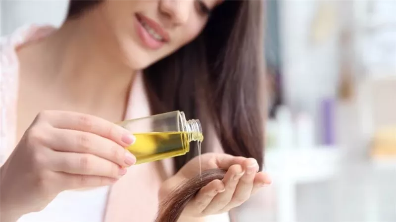 فوائد زيت الجرجير للشعر.. طريقة استخدامه للعناية بالشعر وفروة الرأس