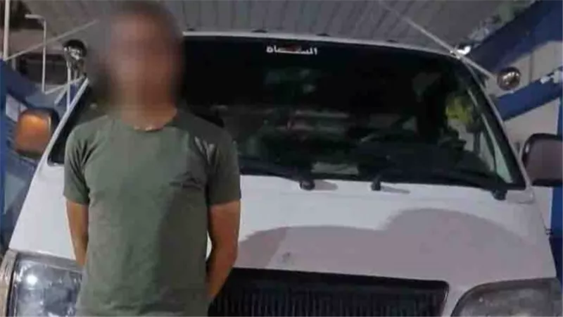 ضبط قائد ميكروباص اصطدم بمواطن وأسرته في الدقهلية