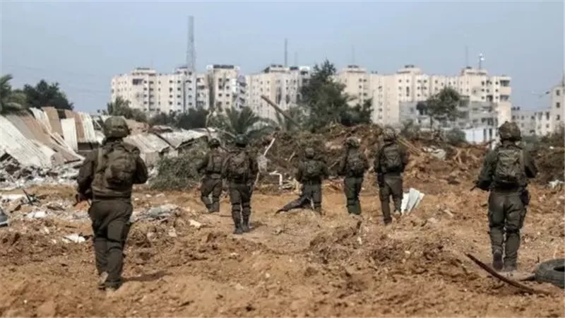 الجيش الإسرائيلي يعلن اعتقال 36 شخصًا في الضفة الغربية ومقتل 7 مسلحين في غزة