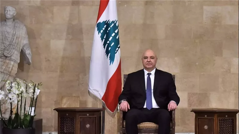 الئيس اللبنانى