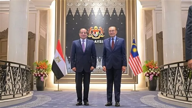 الرئيس السيسي ورئيس وزراء ماليزيا 