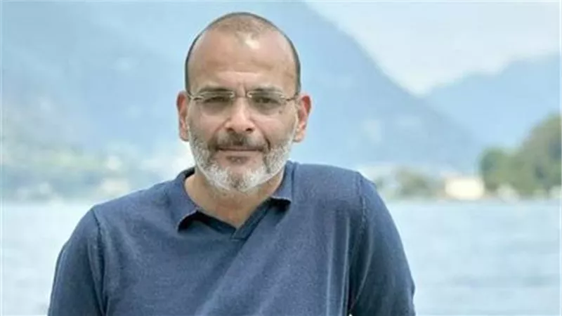 أيمن بهجت قمر