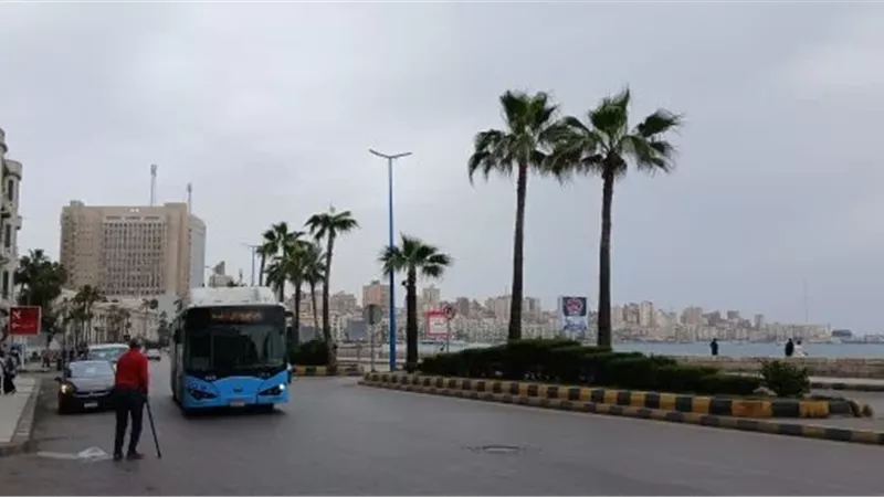 سيول وأمطار رعدية غدًا.. تحذير عاجل من الأرصاد الجوية 