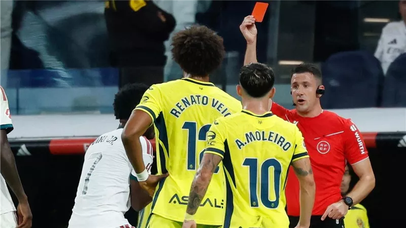 كيف يفكر ريال مدريد بعد طرد فينيسيوس جونيور أمام فياريال؟