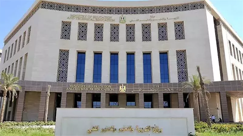 التعليم تحدد ضوابط امتحانات أكتوبر لصفوف النقل.. 3 نماذج لكل مادة وتسجيل درجات الطلاب في الشهادات