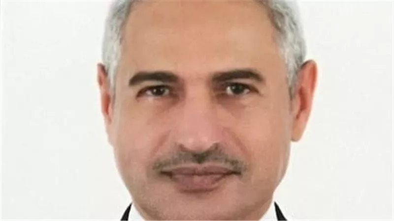 محافظ بني سويف يبحث إقامة مشروع متكامل في النشاط الداجني 