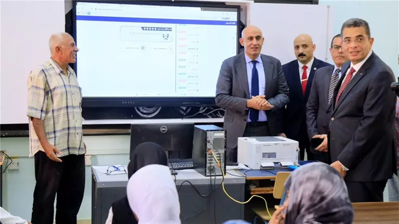 همت أبو كيلة تتابع انتظام الدراسة بمدرستي بدر والشروق
