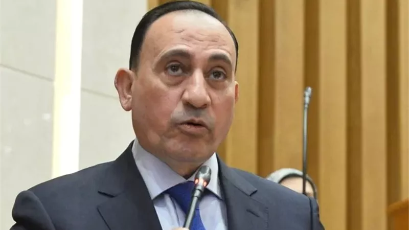   تقدم النائب محمد عبد الله زين الدين