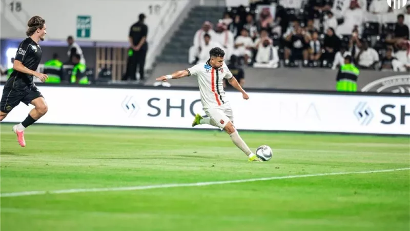 تريزيجيه يسجل هدفًا قاتلًا في تعادل الرياض والفيحاء بالدوري السعودي