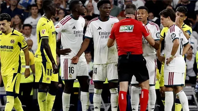 ريال مدريد يفوز بصعوبة على فياريال