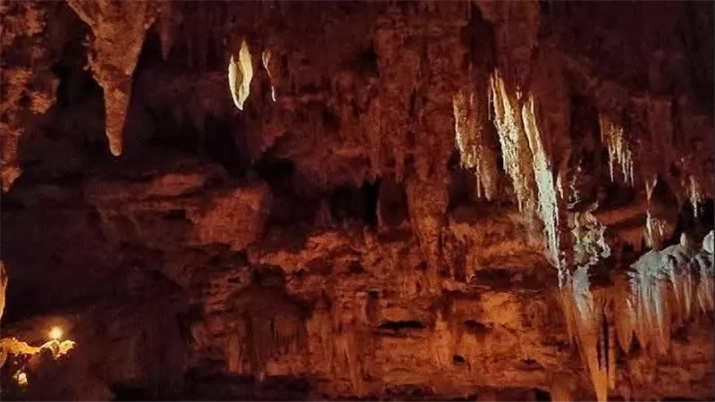 بعد إعلانه محمية طبيعية.. كهف الجارة يفتح آفاقًا جديدة للسياحة في الوادي الجديد
