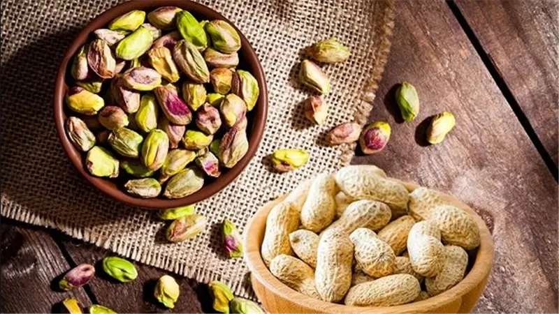 الفول السوداني أم الفستق؟ .. مقارنة غذائية تكشف الأفضل لصحة القلب والوزن