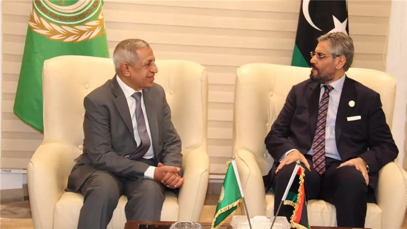 مندوب دولة ليبيا لدى جامعة الدول العربية يلتقي رئيس الأكاديمية العربية للعلوم والتكنولوجيا 