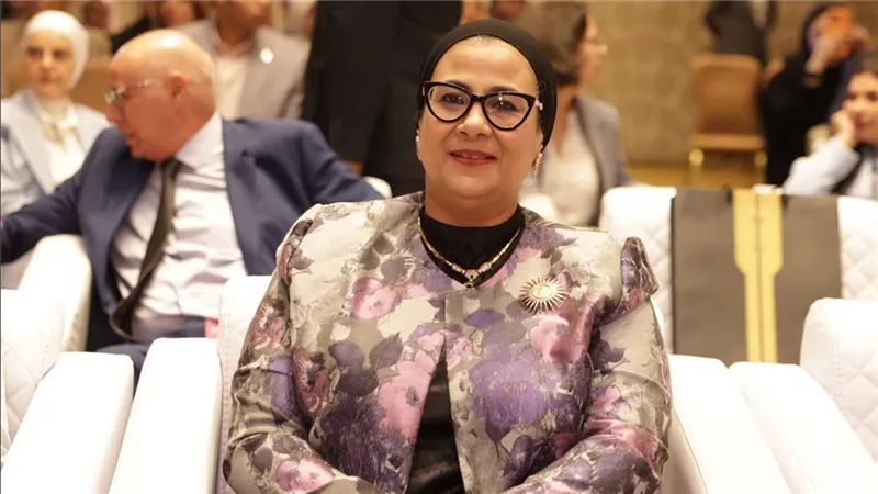 المستشارة أمل عمار: الاستثمار في المرأة والأسرة يمثل استثمارًا في استقرار المجتمع وتقدمه