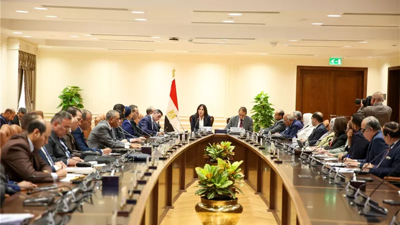 وزيرة الإسكان تحدد 5 ضوابط لدخول المدن الجديدة منظومة الإدارة المحلية
