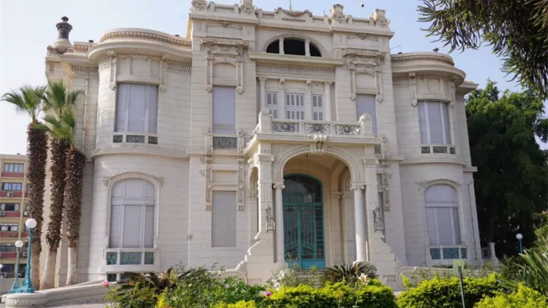 جامعة عين شمس
