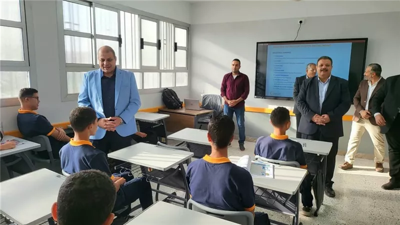 وكيل تعليم المنوفية يتفقد مدرسة حديد عز لمتابعة التدريب وتأهيل الطلاب لسوق العمل