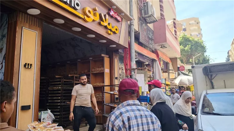 محافظ أسيوط: تشميع 4 محلات وإنذار 12 آخرين لتوفيق أوضاعهم خلال حملة إشغالات مكبرة بحي شرق
