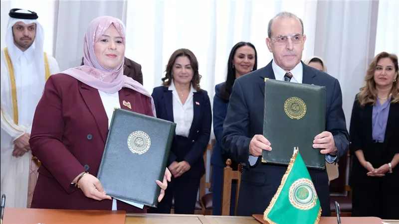 بمقر الجامعة العربية .. لبنان وليبيا يوقعان على 