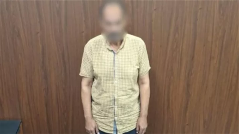 صفحة إلكترونية تكشف ترويج الألعاب النارية.. وضبط المتهم في الفيوم