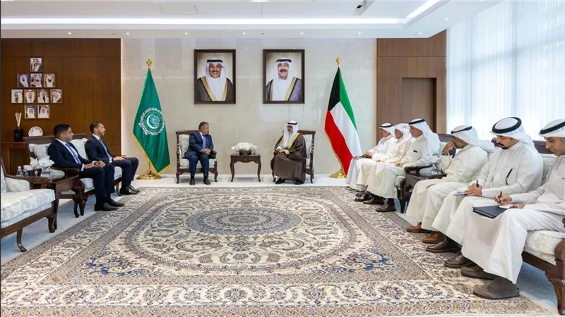 نبيل فهمي يختتم زيارته الرسمية إلى الكويت ويشيد بدورها في دعم جامعة الدول العربية وتعزيز العمل العربي المشترك