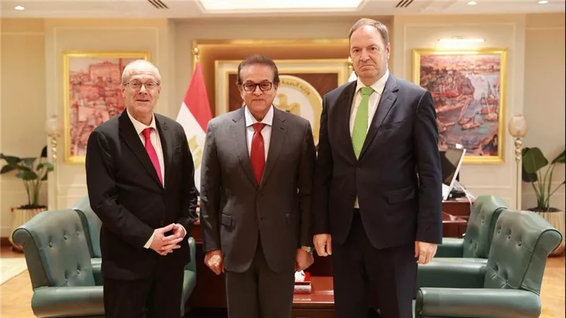 وزير الصحة يستقبل المرشح عن دولة بلجيكا لمنصب مدير عام منظمة الصحة العالمية