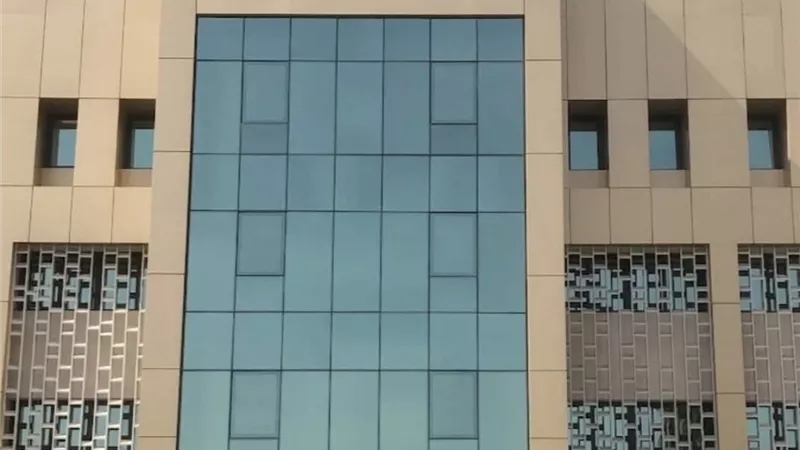 اعلام عين شمس 